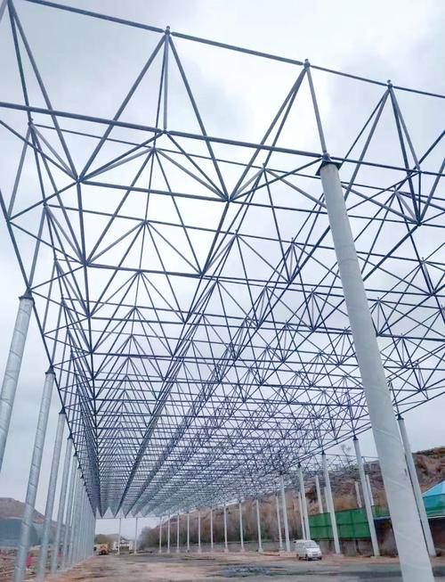 鋼網架結構的優勢與應用前景