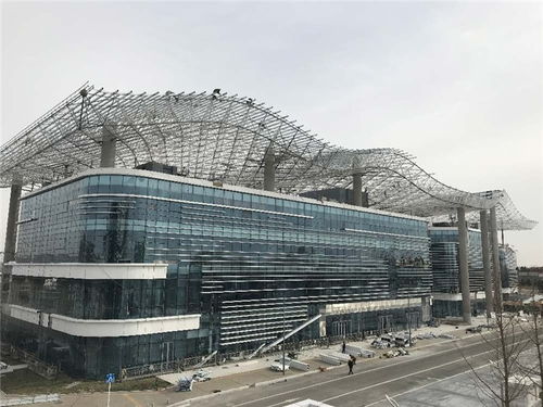 光磊鋼構實力雄厚 專業打造螺栓球網架鋼結構建筑